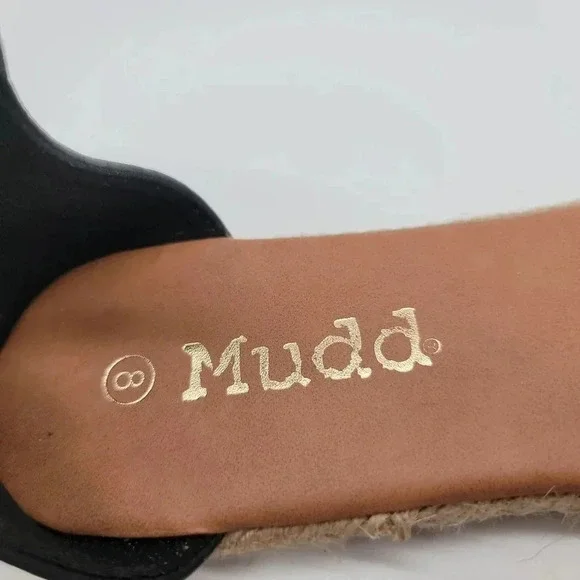 NWT Mudd Women's Studded Black Gold Ankle Zip Sandals Faux Leather Sz 8 - Picture 8 of 11